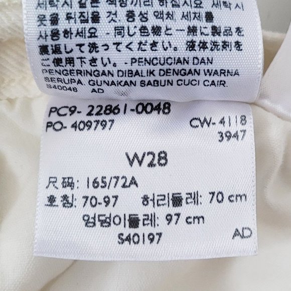 Levi's - Wedgie Icon Fit in Light Relief  - Size 28 - Picture 8 of 13